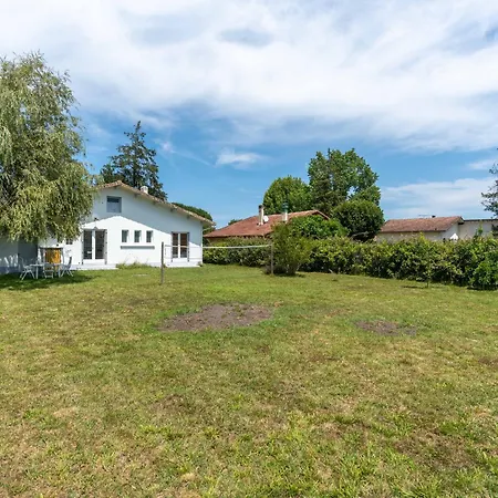 Maison De Pres Du D'aureilhan A 3 Km De Mimizan, Pour 6 Pers. Avec Grand Jardin Cloture - Fr-1-50-139